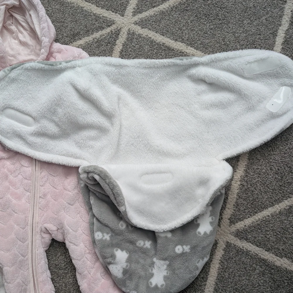 Bundle Baby Girls Fleece Footed‎ Pajamas And Swaddle
